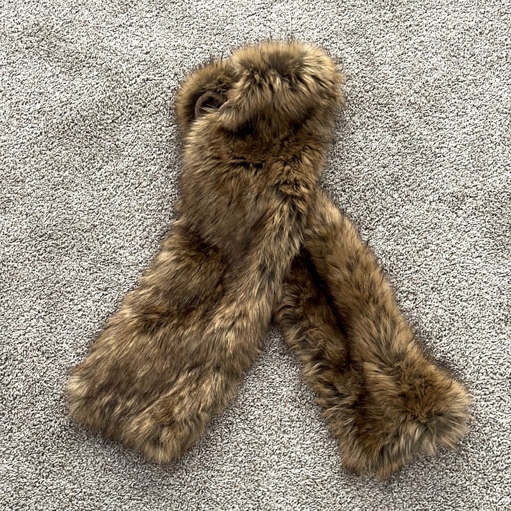 NWT Ralph Lauren Faux Fur Scarf